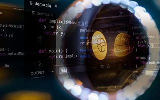 沁阳 api php源码,下载的php源码怎么运行呢？